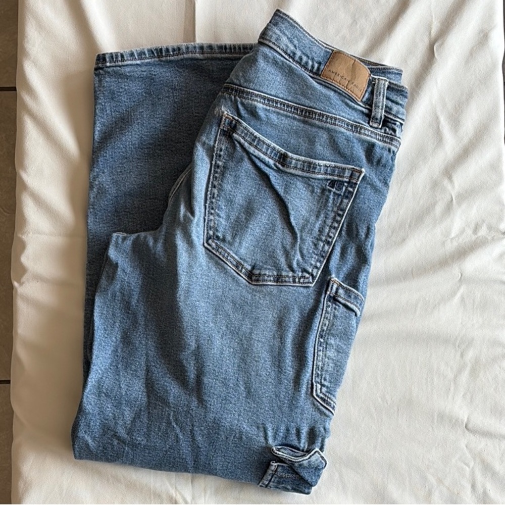 American Eagle Outfitters Light Blue Straight Leg Jeans